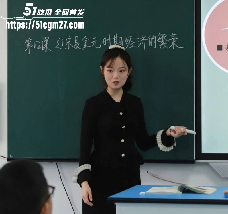 吉林师大附属中学副校长吴成学偷情视频015 吉林师大附属中学副校长吴成学偷情视频015