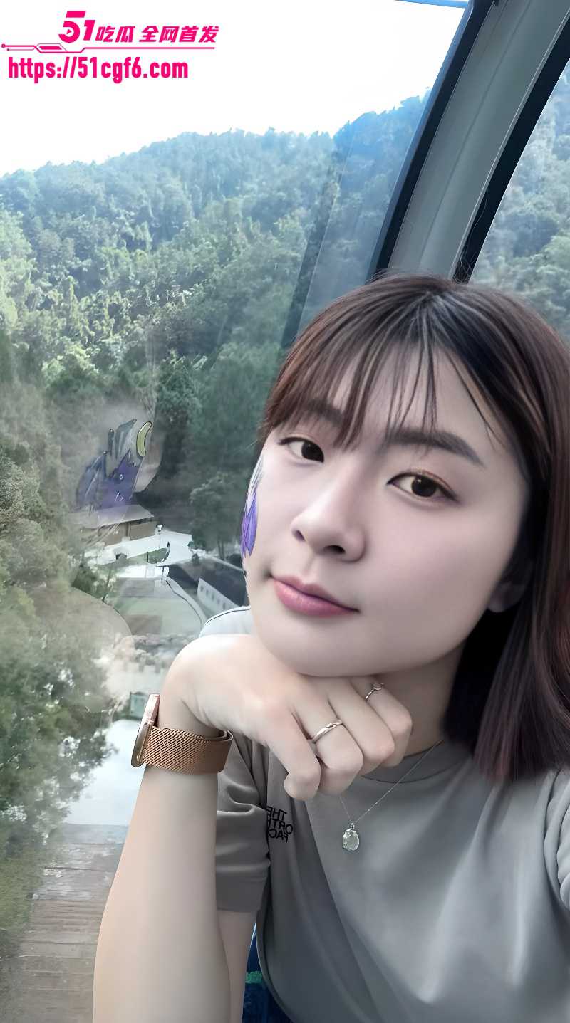 高颜值短发齐刘海小网美品纯 3 高颜值短发齐刘海小网美品纯 3