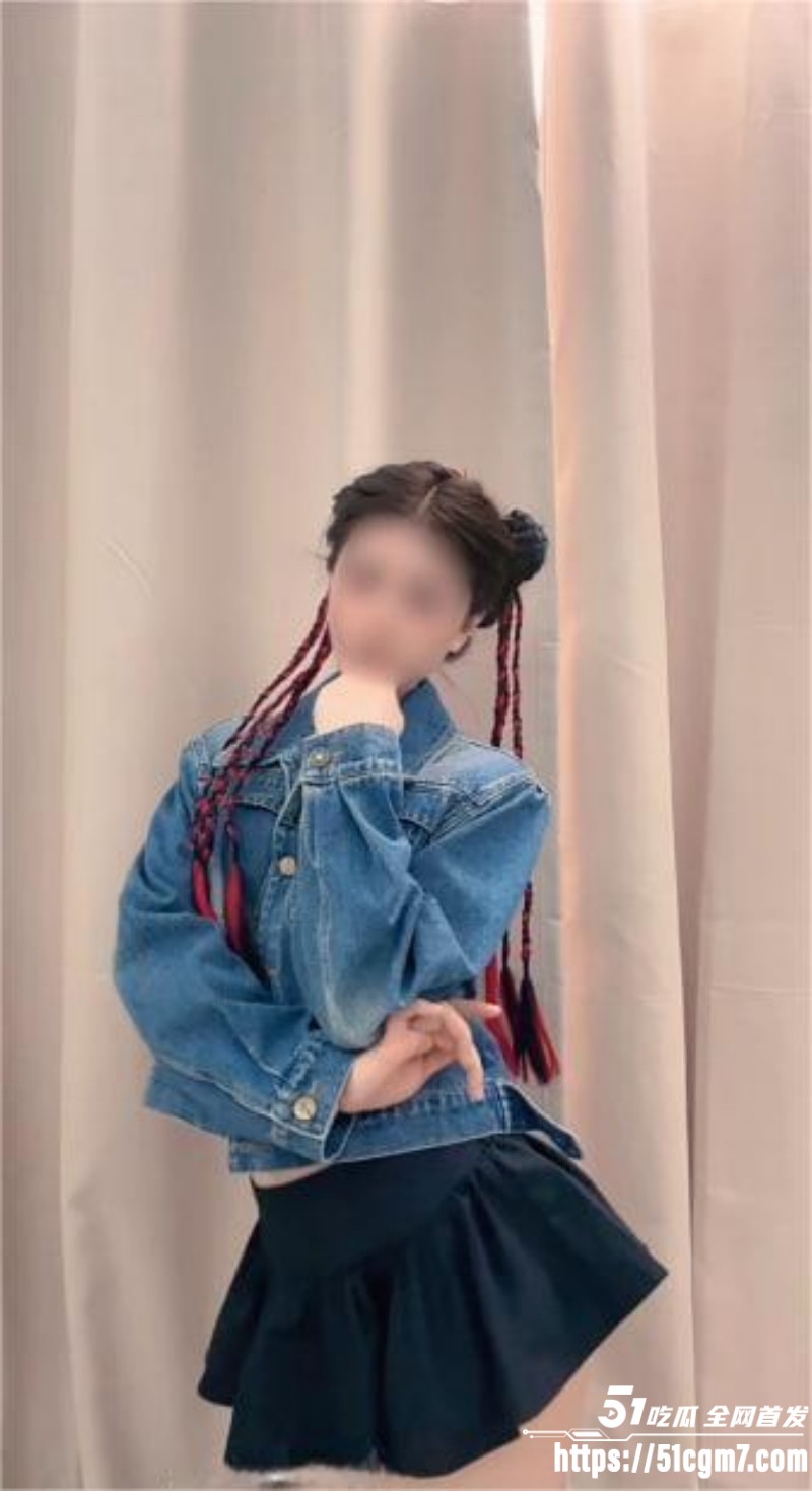 丸子头辣妹 小乔 付费定制福利 5 丸子头辣妹 小乔 付费定制福利 5