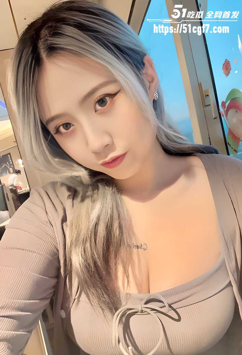 极品高颜值纹身巨乳美甲师不雅视频流出 4 极品高颜值纹身巨乳美甲师不雅视频流出 4