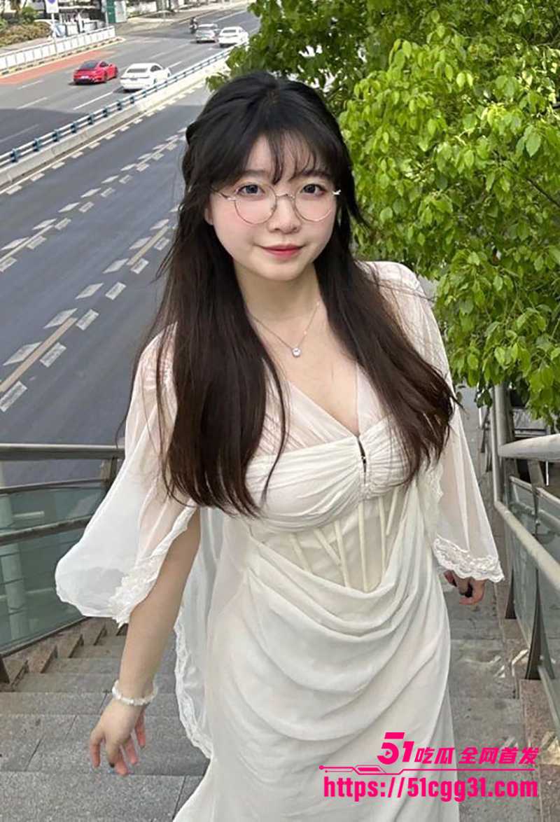 高校巨乳女大学生私密视频流出 3 拷贝 高校巨乳女大学生私密视频流出 3 拷贝