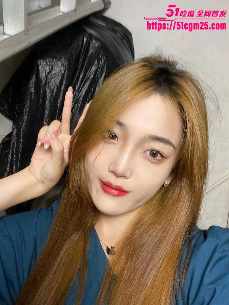 山东大奶淫妻 周叶 婚后和男友偷情  2