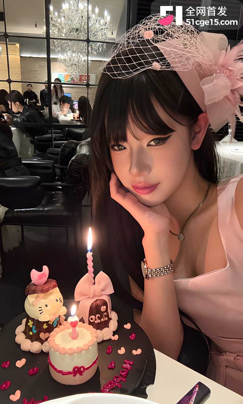 周贝怡性爱视频被2 周贝怡性爱视频被2