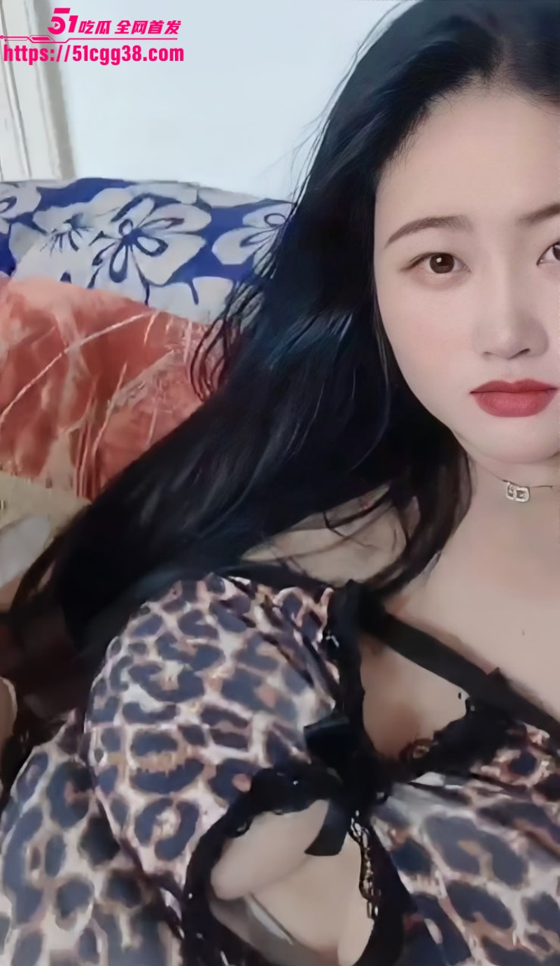 巨乳淫妻 娍 新作流出 2 巨乳淫妻 娍 新作流出 2