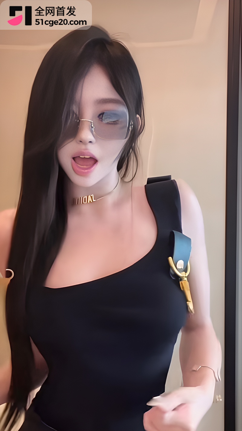 上海绿茶婊夏微微性爱视频1
