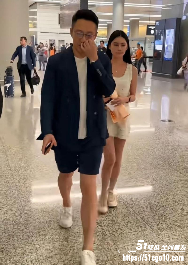 张颖颖曝光汪小菲婚内出轨03 张颖颖曝光汪小菲婚内出轨03