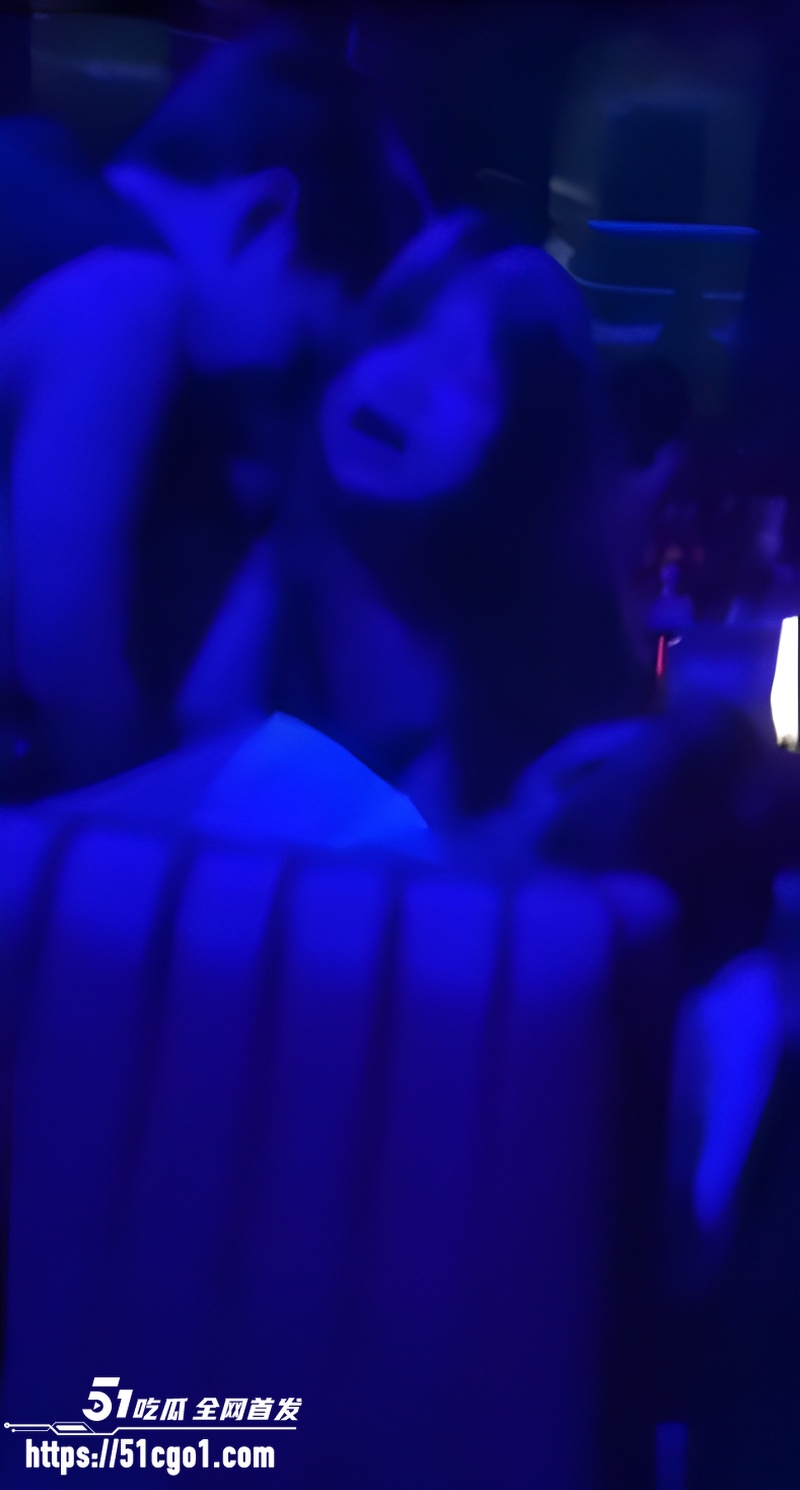 网传成都339酒吧女子被下药 3 网传成都339酒吧女子被下药 3