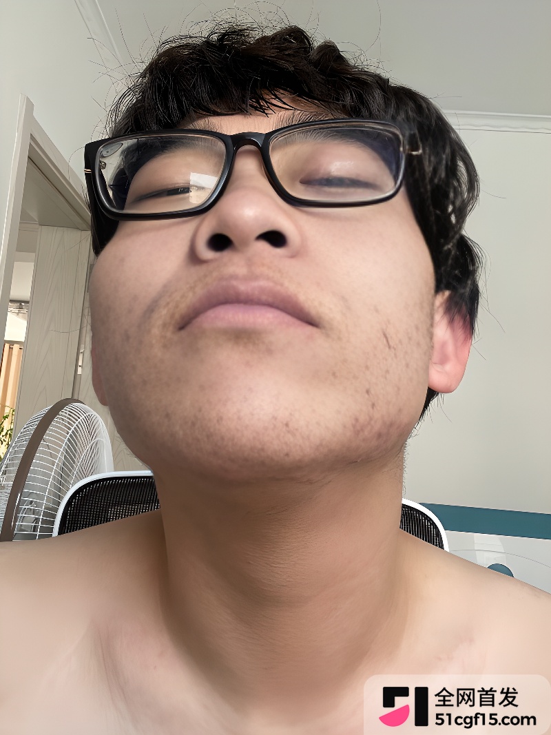 内蒙古通辽龟男赵健看51吃瓜撸管18 内蒙古通辽龟男赵健看51吃瓜撸管18
