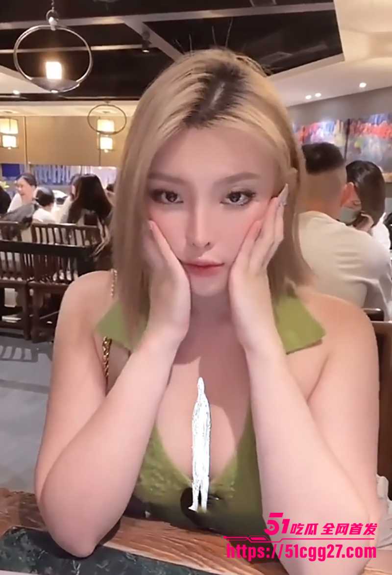 推特网红kitty沉浸式感受极品女神地下车库口交第一视角视频流出4拷贝 推特网红kitty沉浸式感受极品女神地下车库口交第一视角视频流出4拷贝