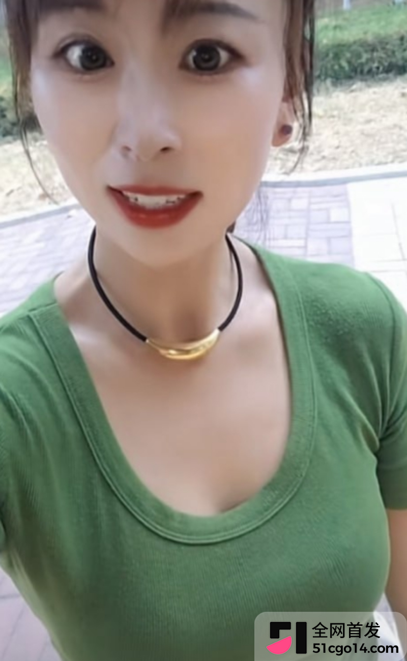 山东网红少妇 萤火虫 3 山东网红少妇 萤火虫 3