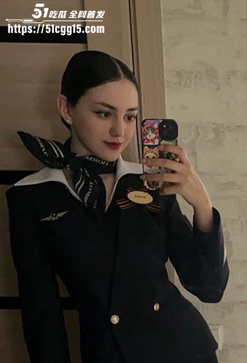 俄航黑丝丰乳肥臀空姐谢娃拉不雅视频流出2拷贝 俄航黑丝丰乳肥臀空姐谢娃拉不雅视频流出2拷贝