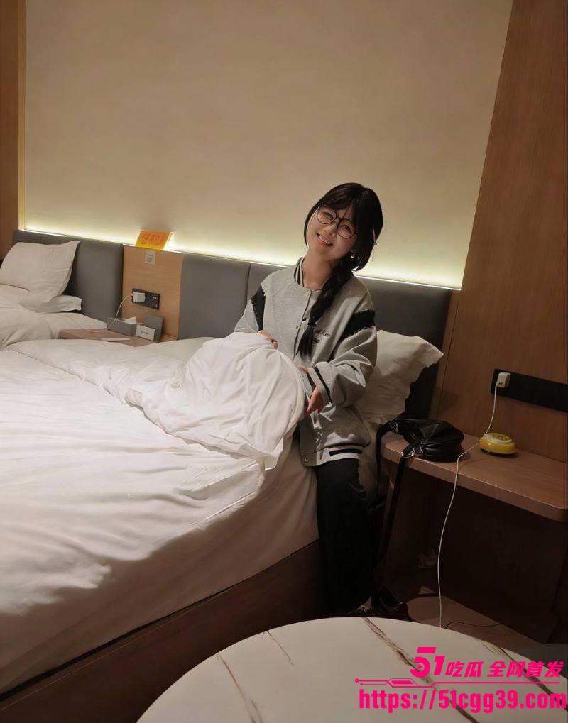 福建宁德清纯少女王海婷约炮视频流出 3 福建宁德清纯少女王海婷约炮视频流出 3