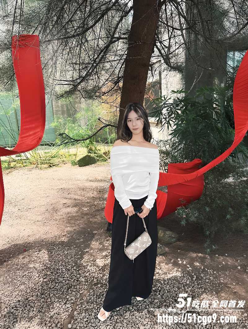 机车女博主 JorinLow 金主包养私拍 2 机车女博主 JorinLow 金主包养私拍 2