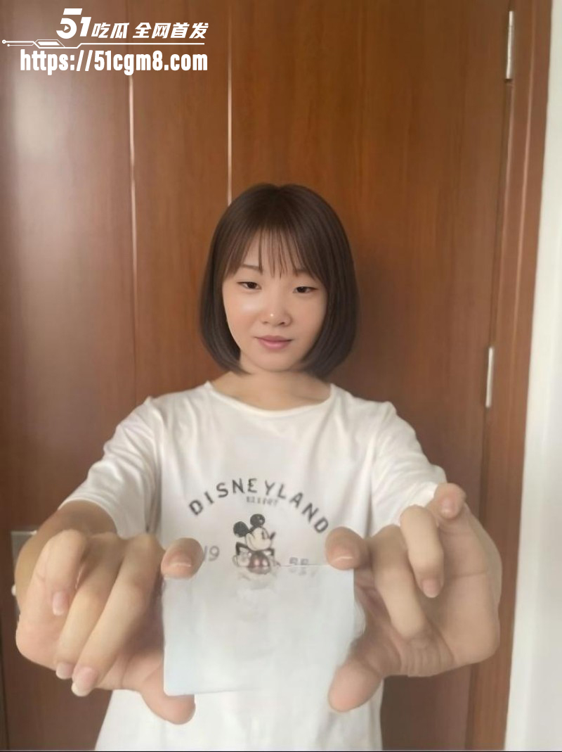 广东学生妹包佳音裸贷视频01 广东学生妹包佳音裸贷视频01