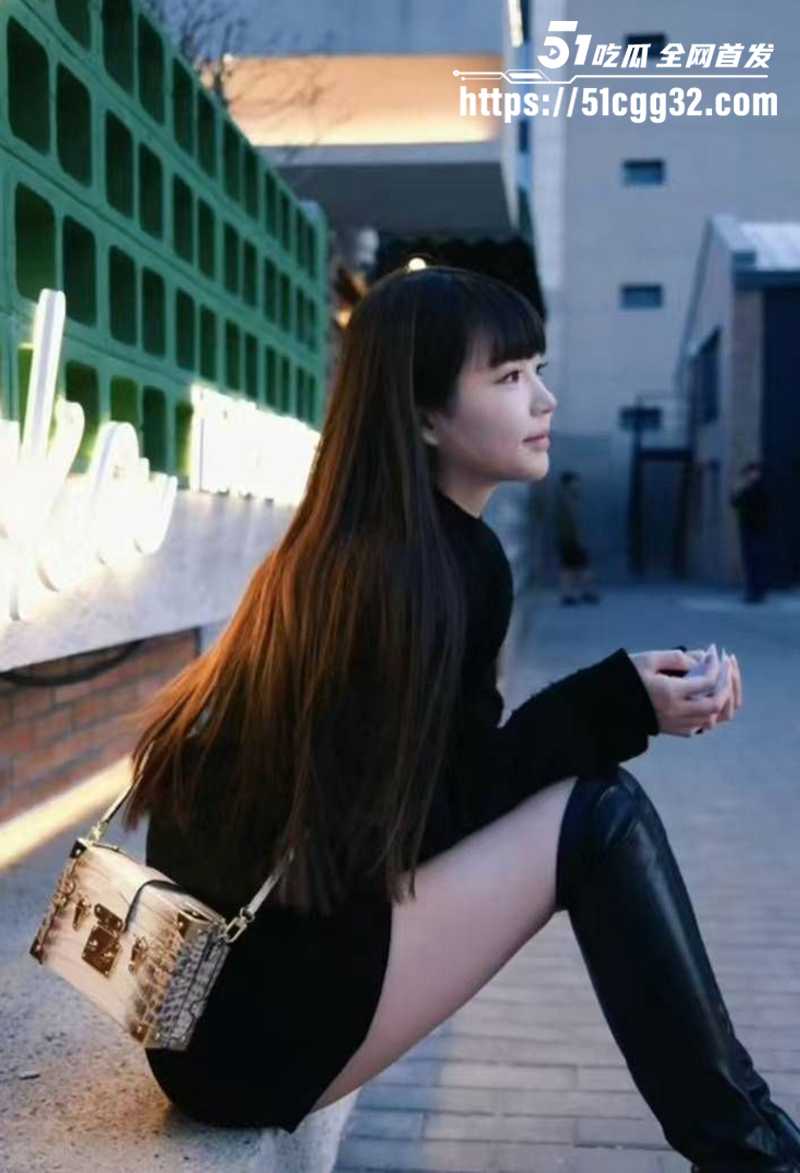 海南极品骚货外围女和金主性爱视频流出3拷贝 海南极品骚货外围女和金主性爱视频流出3拷贝