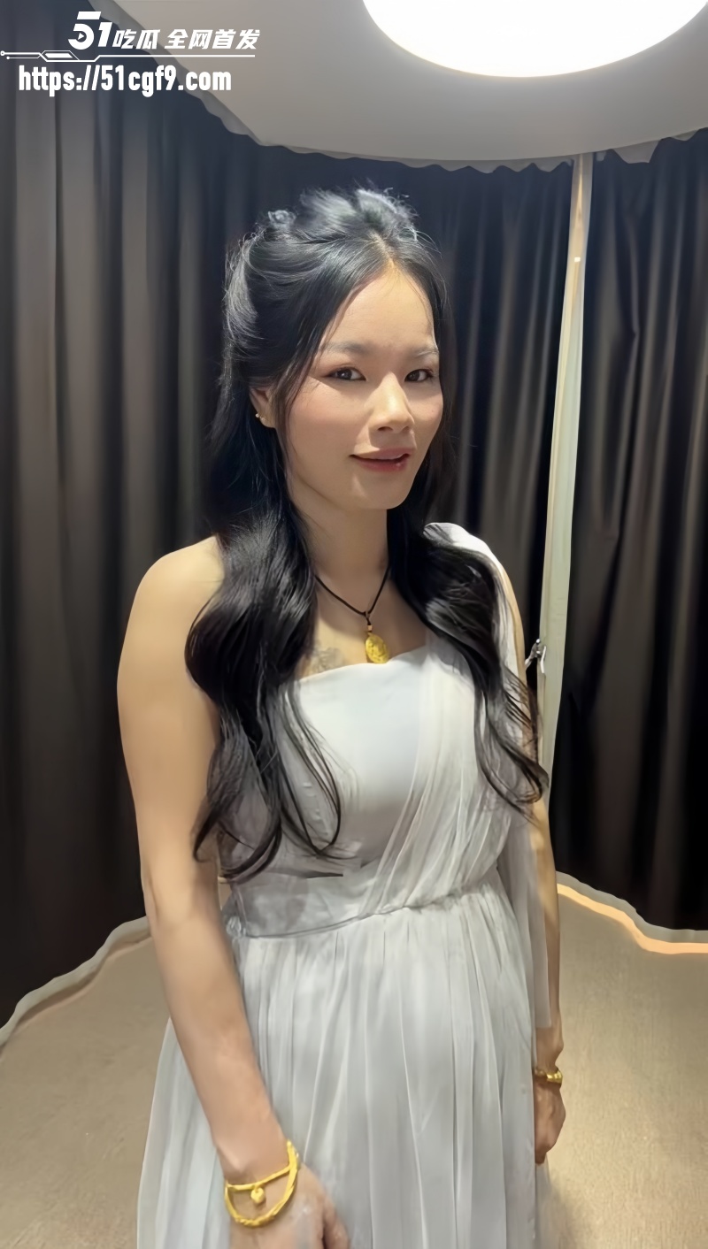 梧州网红 张金萍 3 梧州网红 张金萍 3