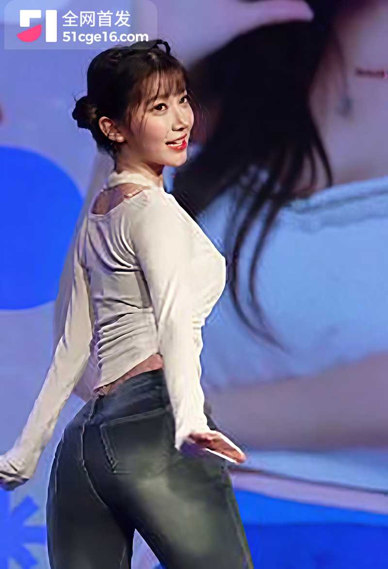 原版封神 李珠琅鸭子舞点燃全网 4 拷贝 原版封神 李珠琅鸭子舞点燃全网 4 拷贝