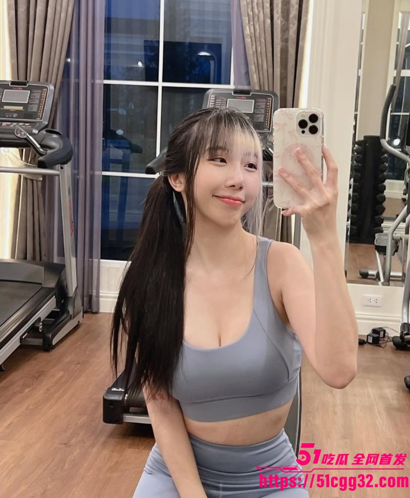 泰国网美SasatornBuain露脸口交啪啪视频曝光 5 泰国网美SasatornBuain露脸口交啪啪视频曝光 5