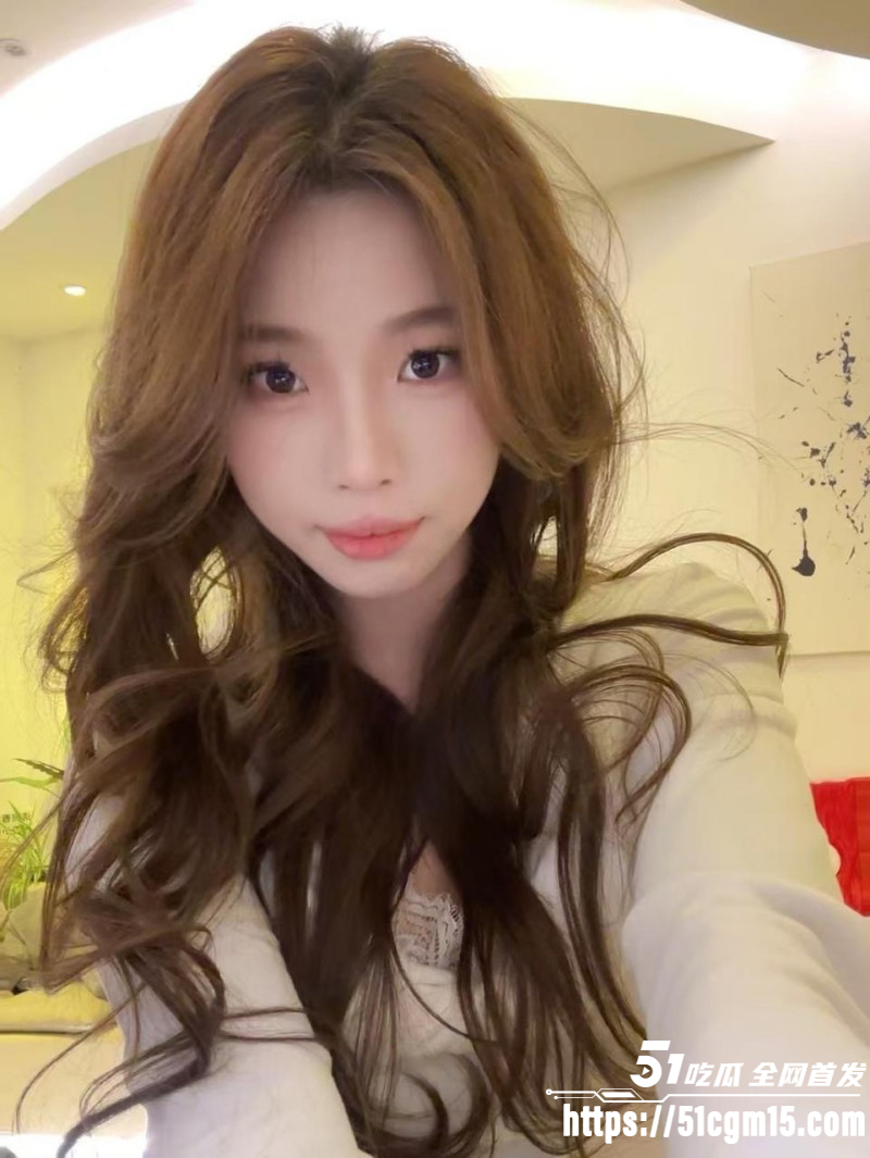 何毓婷分手后被泄密私拍01 何毓婷分手后被泄密私拍01