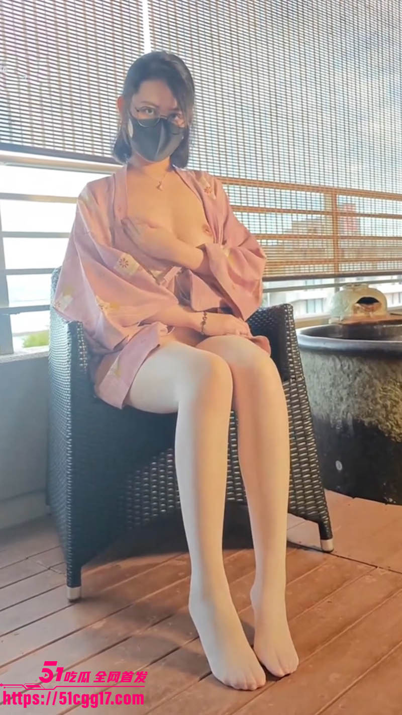 极品网黄 奶咪1 极品网黄 奶咪1