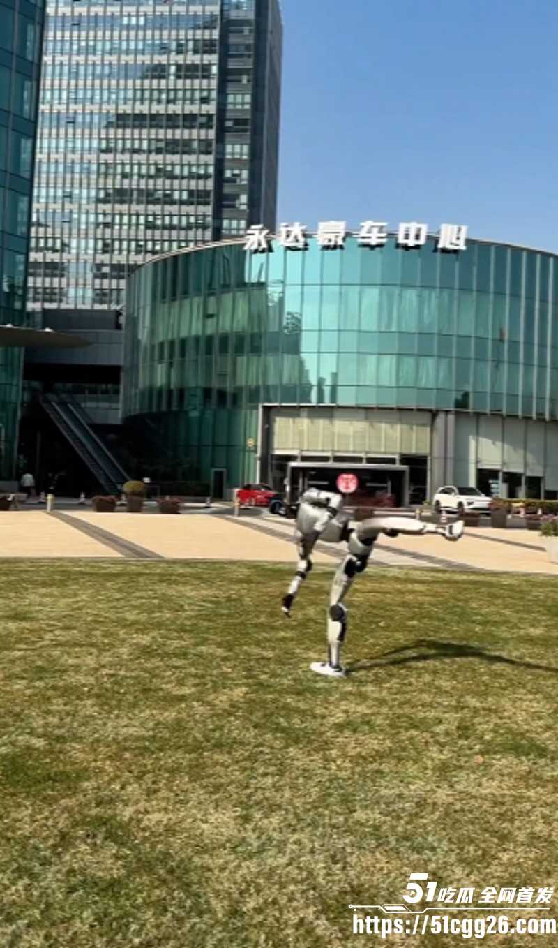 宇树机器人操人事件澄清08 宇树机器人操人事件澄清08