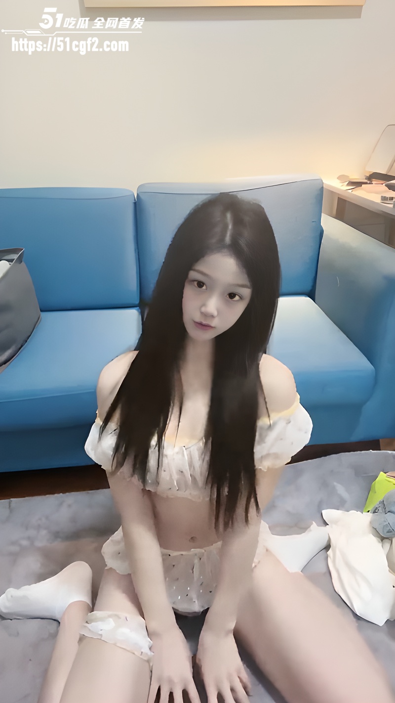 抖音网红 新人缘科技 白虎嫩妹自慰福利 1 抖音网红 新人缘科技 白虎嫩妹自慰福利 1