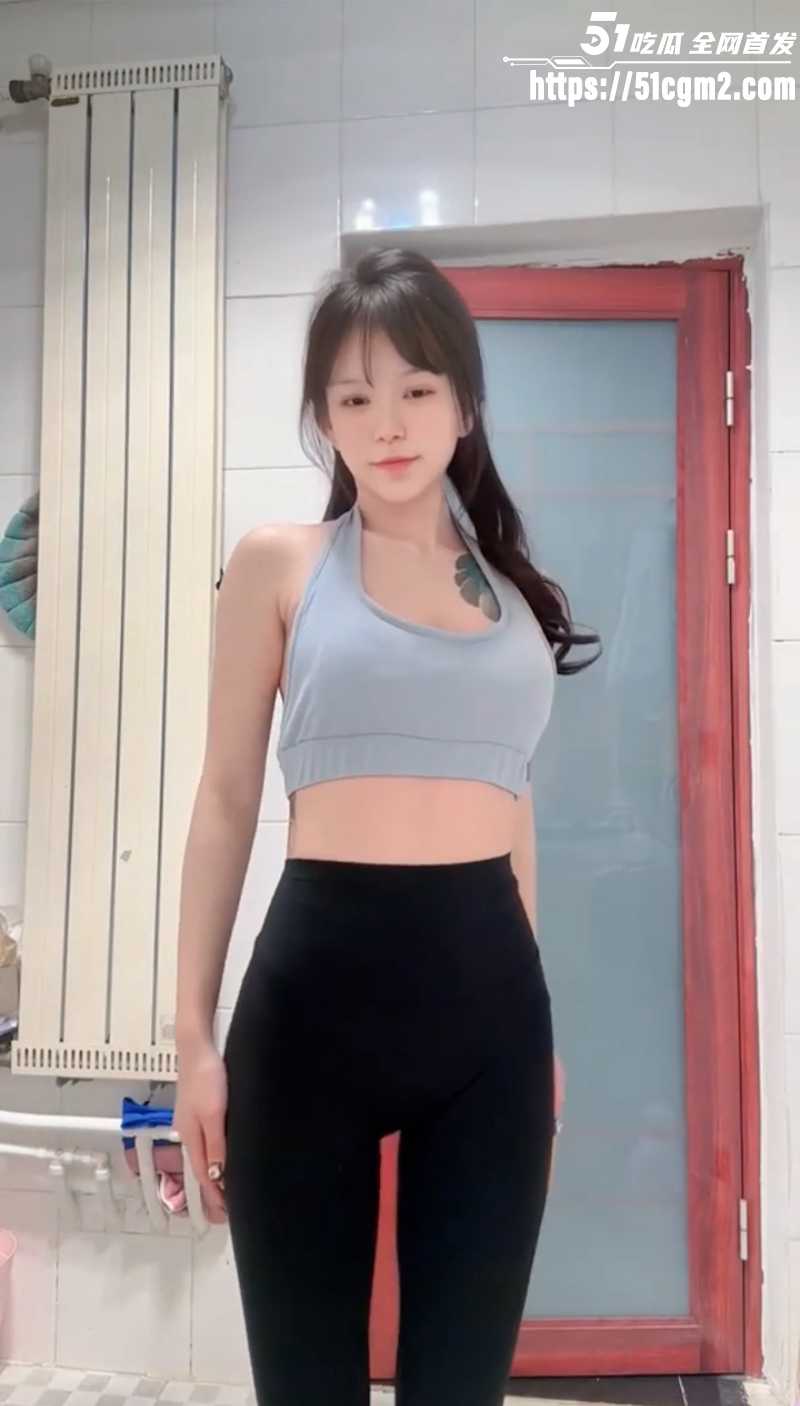 快手纹身女神 蒙佳怡 高难度裸舞私拍 2 快手纹身女神 蒙佳怡 高难度裸舞私拍 2