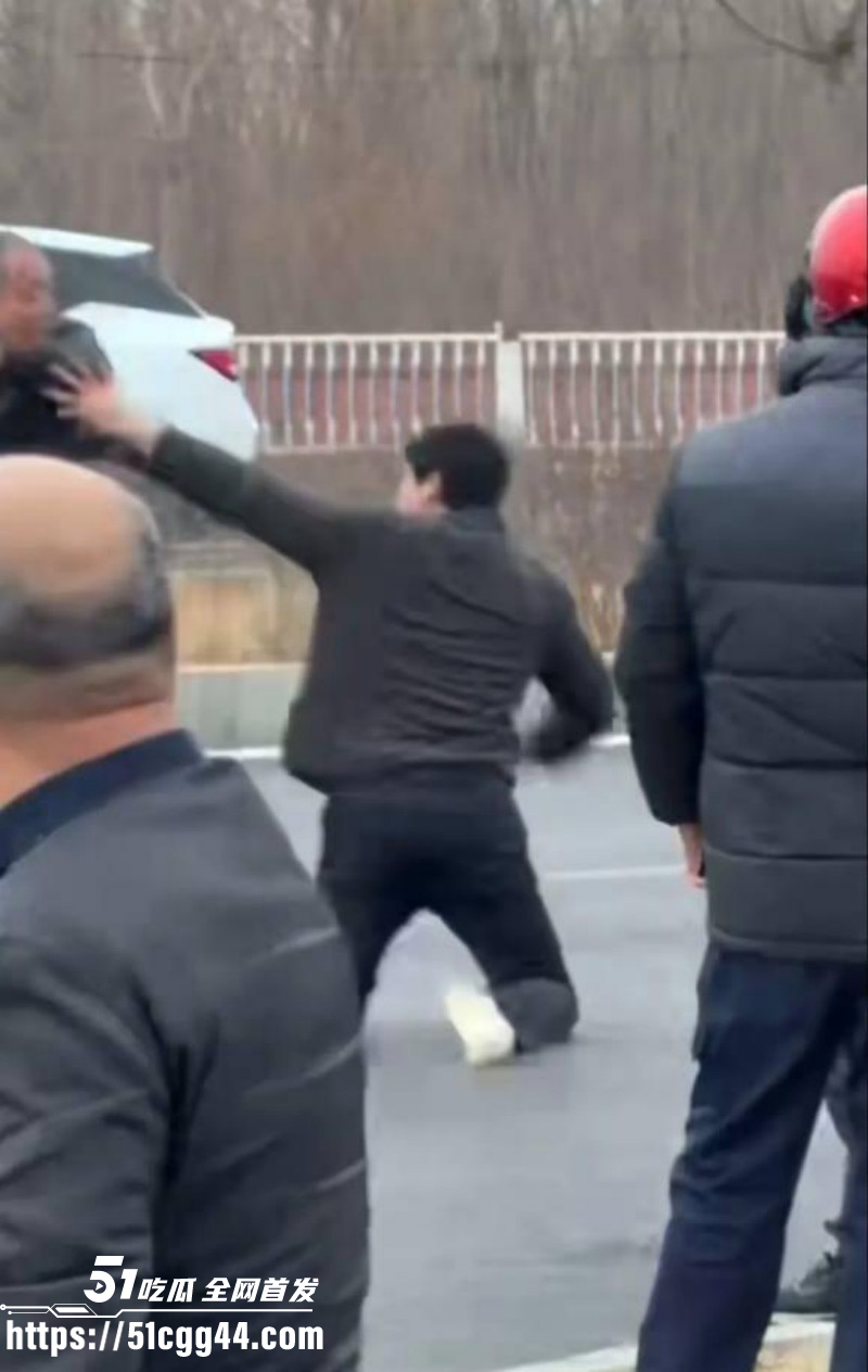 秦皇岛阿那亚斧头砍人事件09 秦皇岛阿那亚斧头砍人事件09