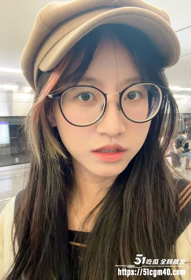 洛丽塔双马尾眼镜小甜美性爱视频流出6拷贝 洛丽塔双马尾眼镜小甜美性爱视频流出6拷贝