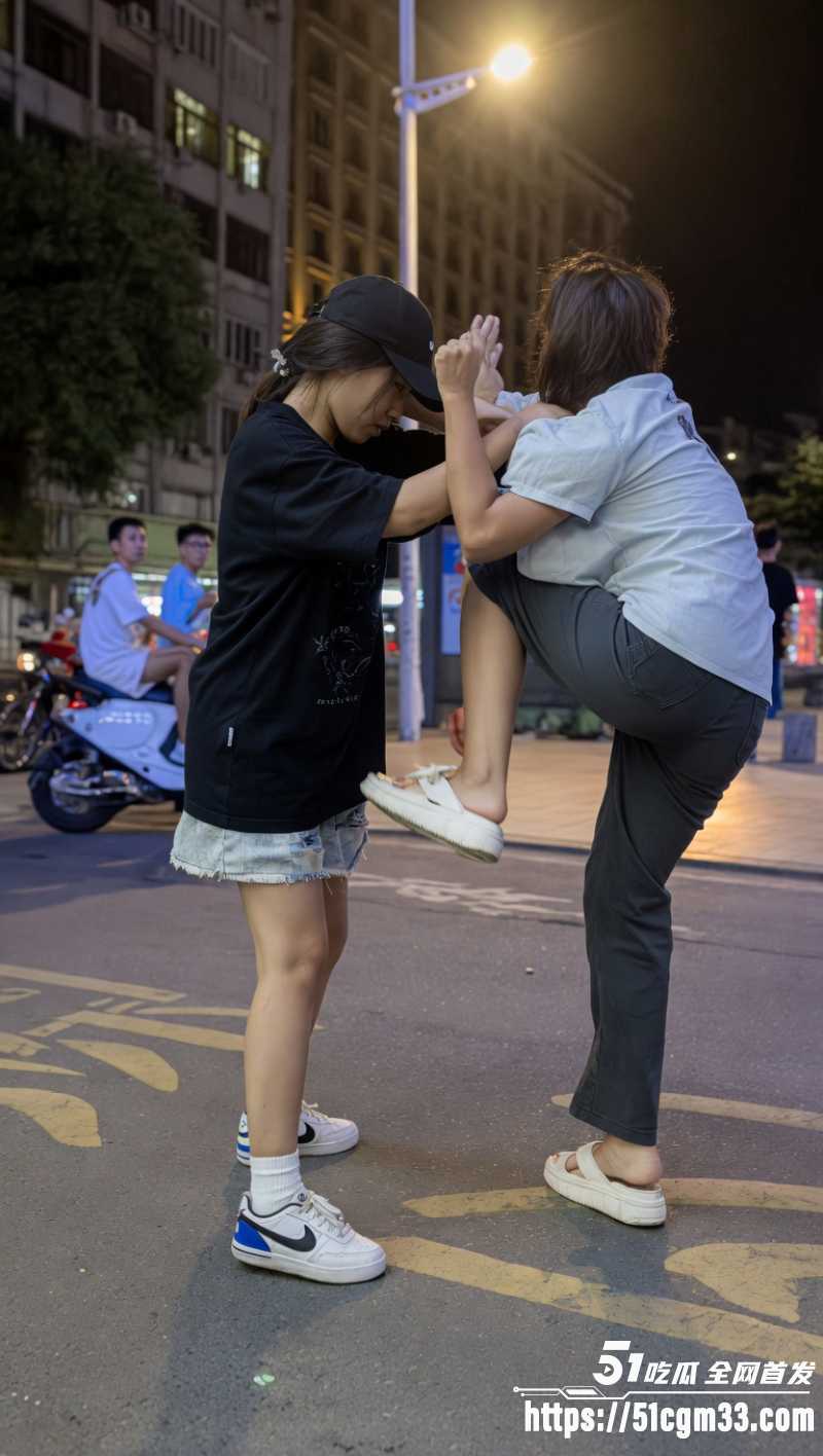精神小妹打架现场 5 精神小妹打架现场 5