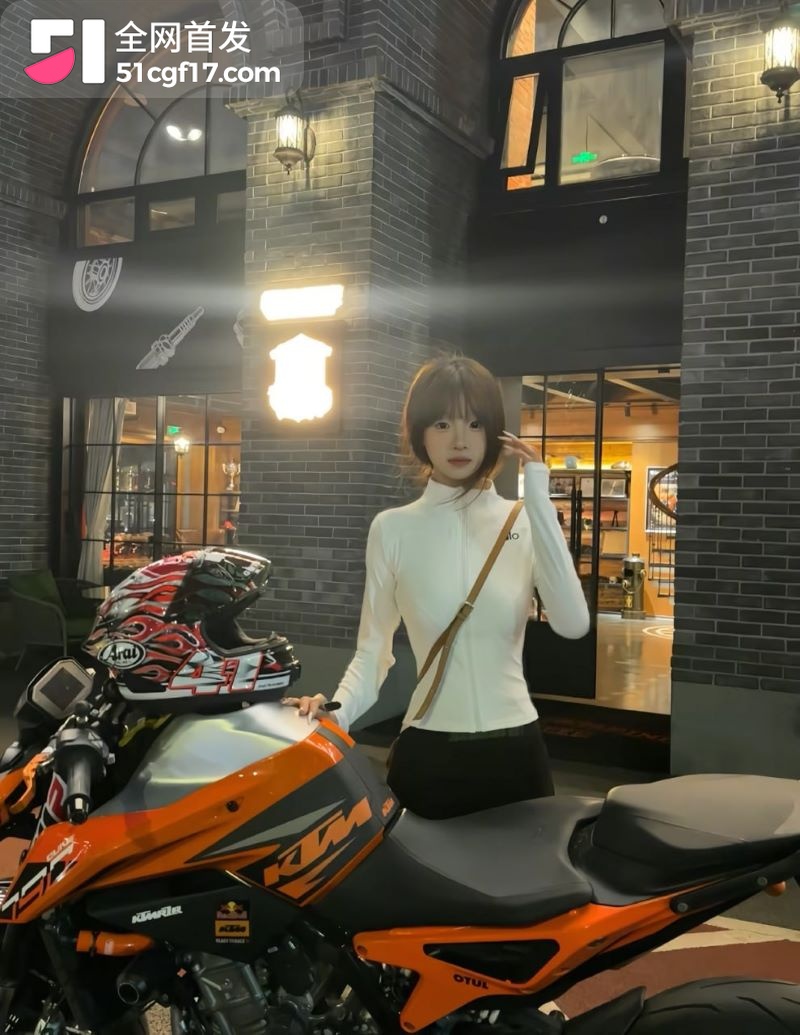 重庆女骑笨笨陈思颖再上热搜 3 重庆女骑笨笨陈思颖再上热搜 3