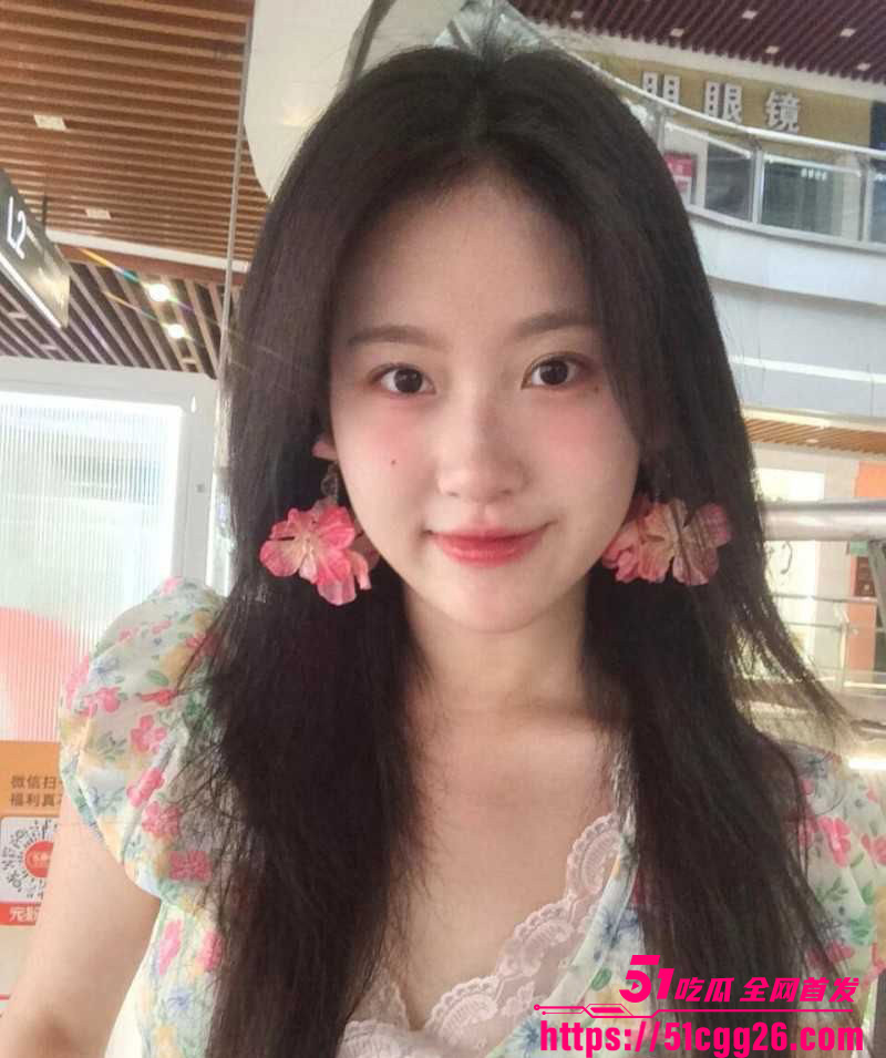 19岁花季少女 19岁花季少女