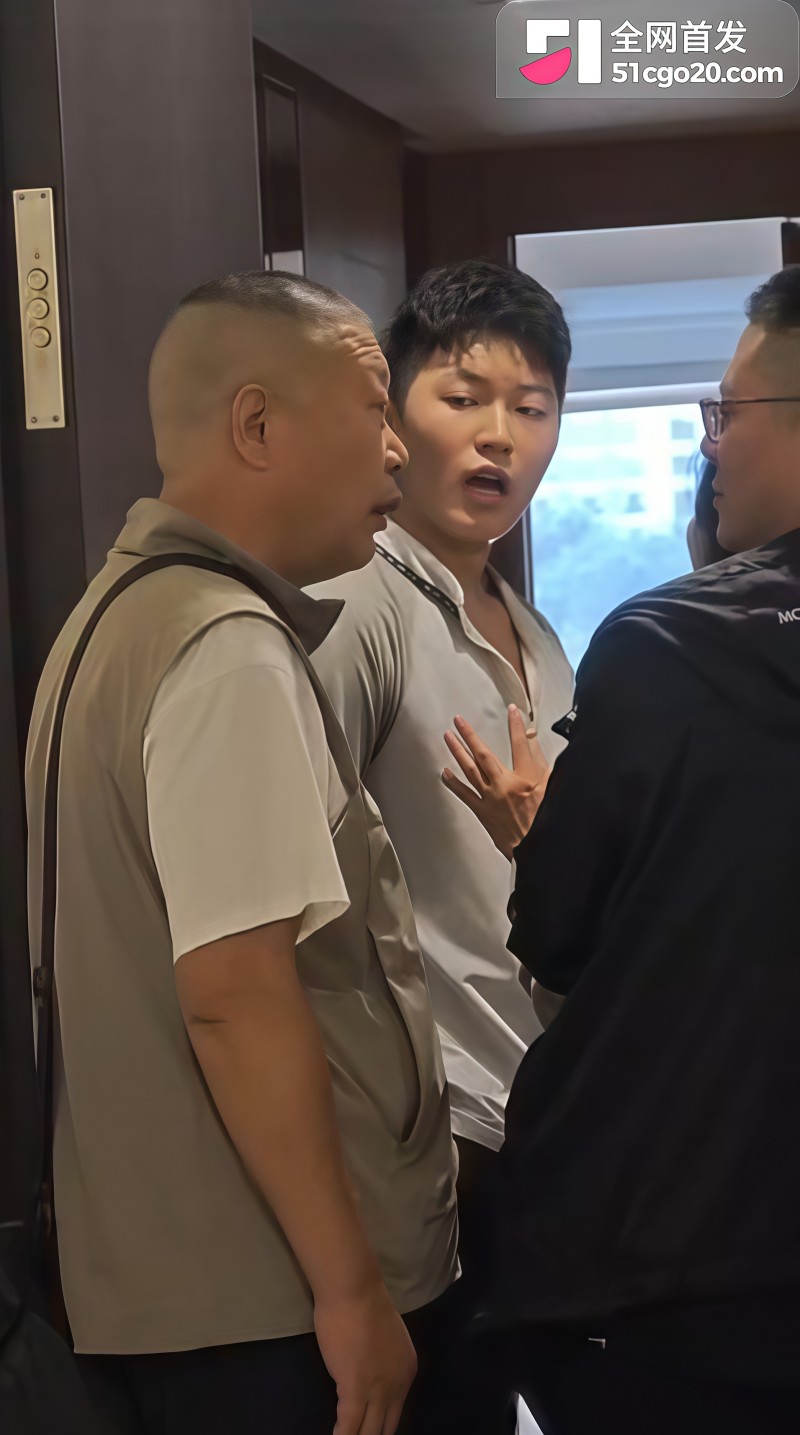 上海男子王英举涉嫌虐猫事件 2