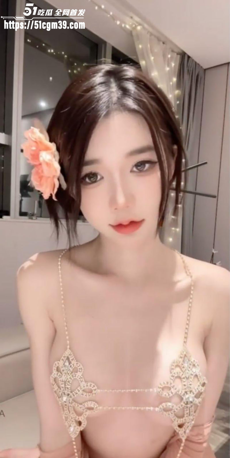 黎允熙baby直播换衣服玻璃反光露点5 黎允熙baby直播换衣服玻璃反光露点5