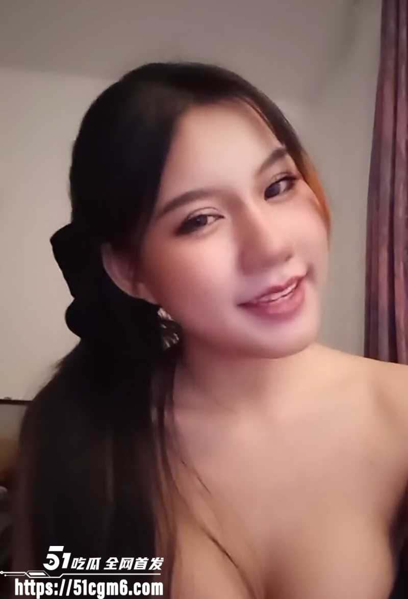 越南爆乳人气博主ppsuwanOF订阅福利合集流出3拷贝 越南爆乳人气博主ppsuwanOF订阅福利合集流出3拷贝