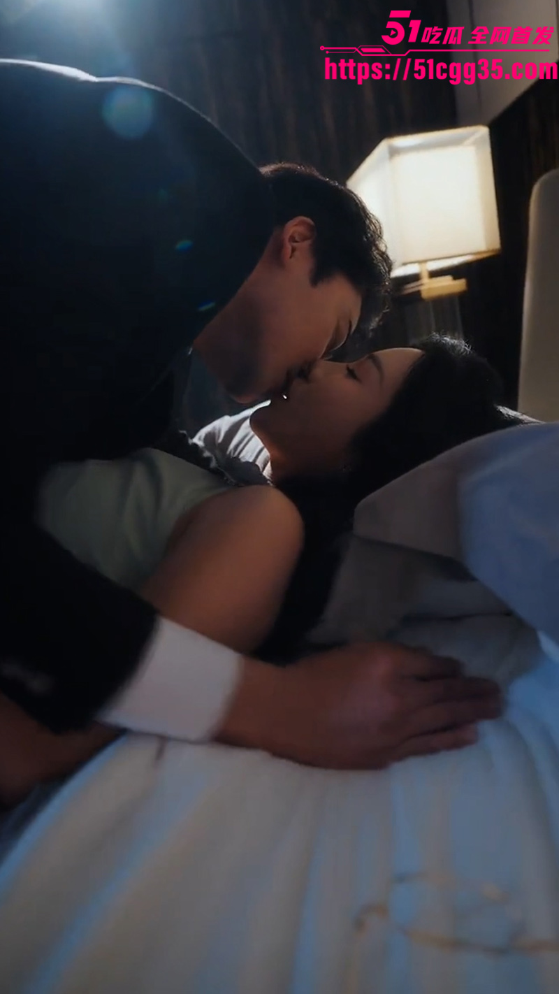 离婚后我闪婚美艳女上司4 离婚后我闪婚美艳女上司4