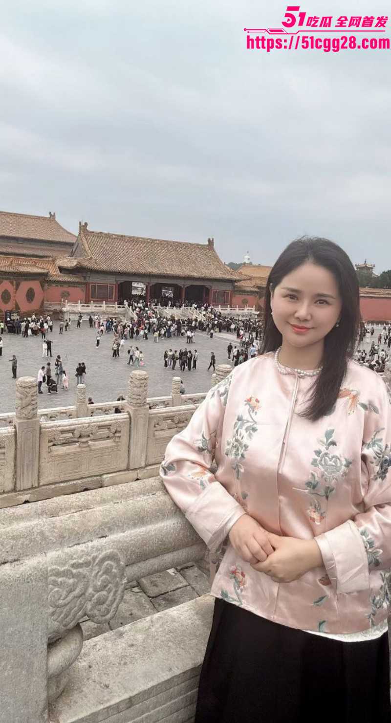 江苏南京牙科销售潘华莉出轨被曝光02 江苏南京牙科销售潘华莉出轨被曝光02
