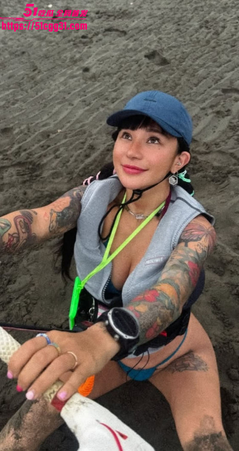 2 2
