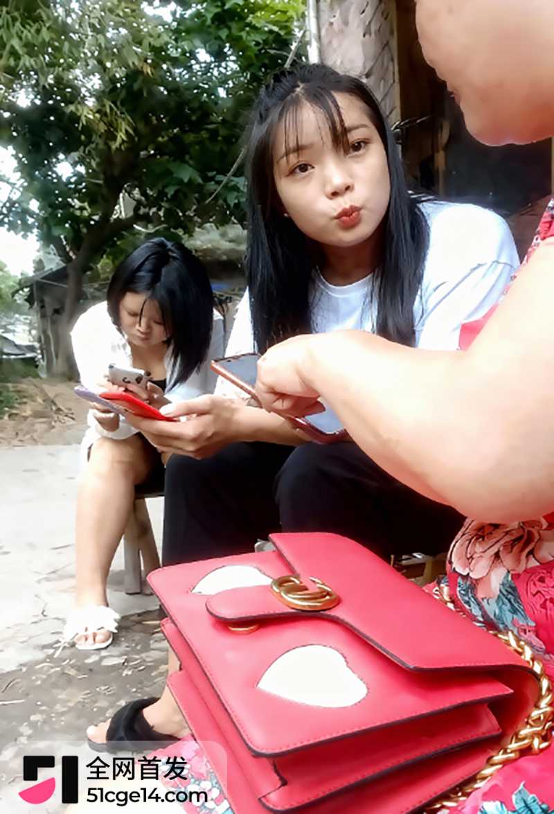 偷拍城中村站街女 4 拷贝 偷拍城中村站街女 4 拷贝