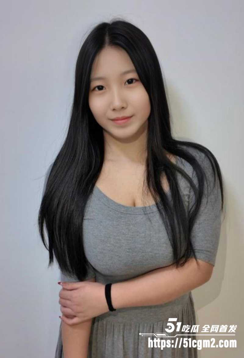 广东大三学生妹艺术系美女吴洁被调教视频流出4拷贝 广东大三学生妹艺术系美女吴洁被调教视频流出4拷贝