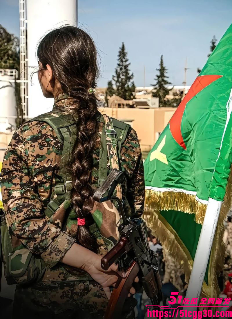 ISIS士兵践踏羞辱尸体视频流出 6 ISIS士兵践踏羞辱尸体视频流出 6