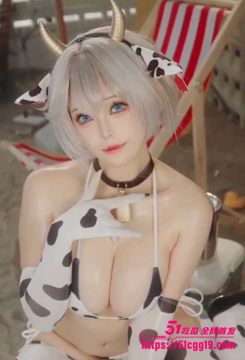 推特极品巨乳女神蜜汁猫裘奶牛比基尼诱惑写真视图流出4拷贝 推特极品巨乳女神蜜汁猫裘奶牛比基尼诱惑写真视图流出4拷贝