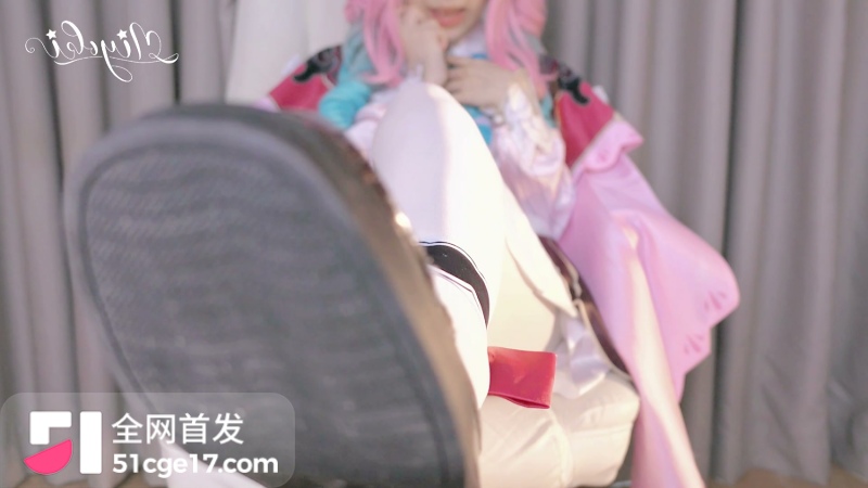 2.铃木美咲cos崩坏 1watermarked 2.铃木美咲cos崩坏 1watermarked