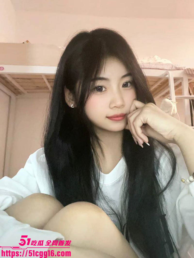 广西大三学妹王芳包养黑料 2 广西大三学妹王芳包养黑料 2