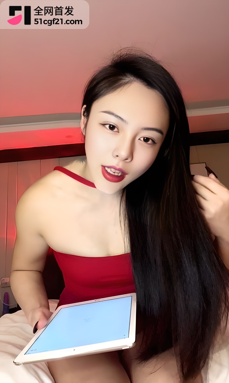 肌肉女王 范爷 直播榨精 大粗腿妈妈坐脸调教7 肌肉女王 范爷 直播榨精 大粗腿妈妈坐脸调教7