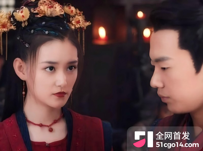 德云少班主 郭麒麟 与蒋依依恋情曝光 街头醉吻不雅视频流出 老郭有希望抱孙子 德云少班主 郭麒麟 与蒋依依恋情曝光 街头醉吻不雅视频流出 老郭有希望抱孙子