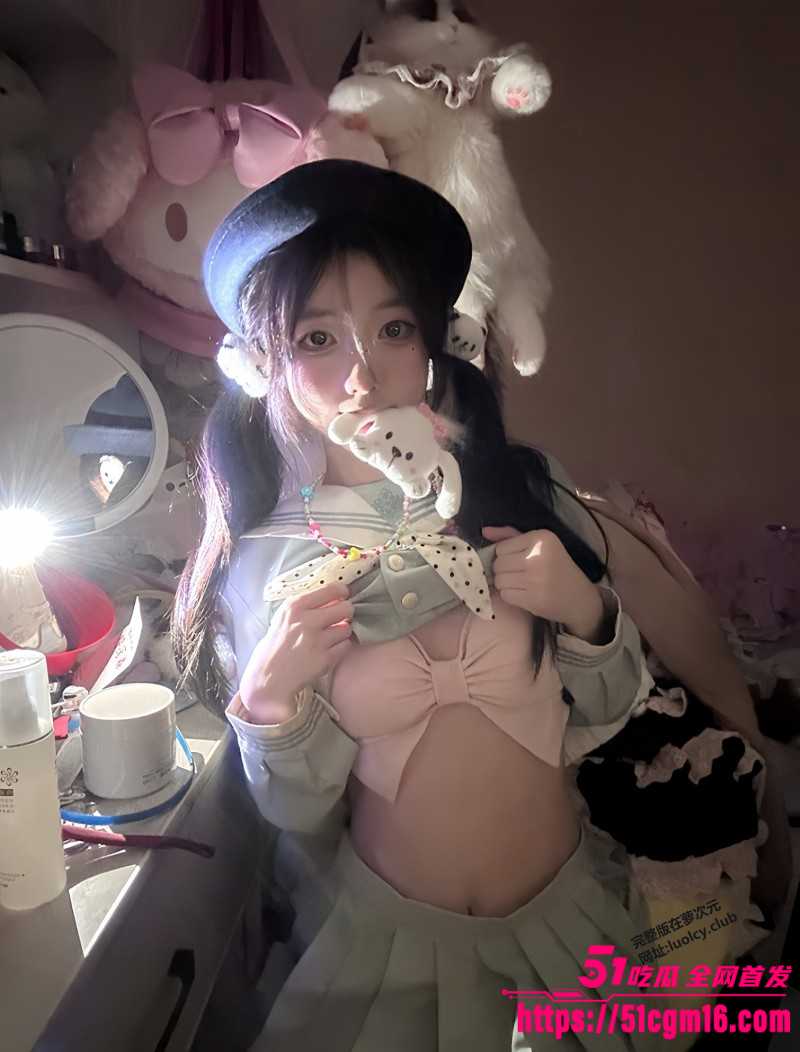 推特高颜值少萝 语语酱 大尺度自拍合集 1