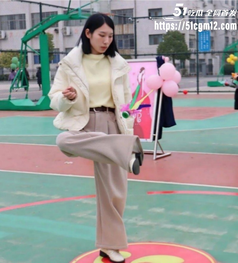 湖南祁东职校95后女老师徐西婷下海卖片037 湖南祁东职校95后女老师徐西婷下海卖片037