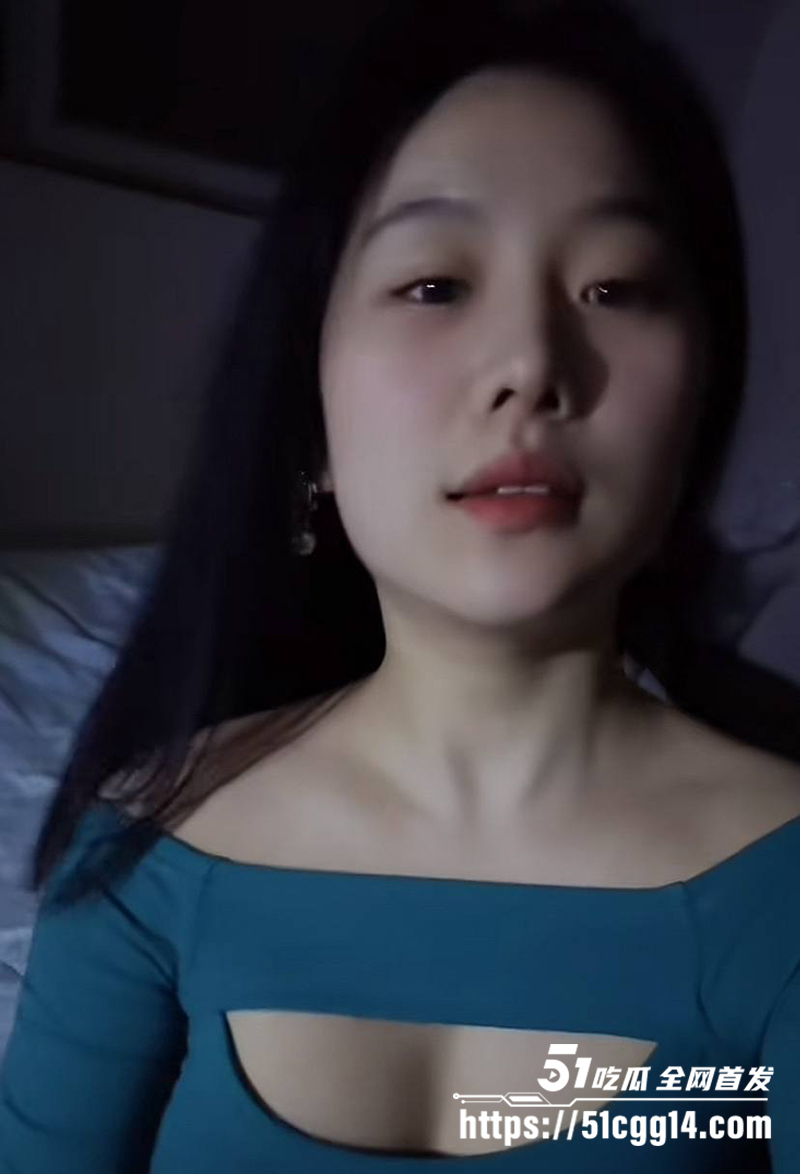抖音45万粉丝博主董大强露脸露点一对一自慰视频流出2拷贝 抖音45万粉丝博主董大强露脸露点一对一自慰视频流出2拷贝