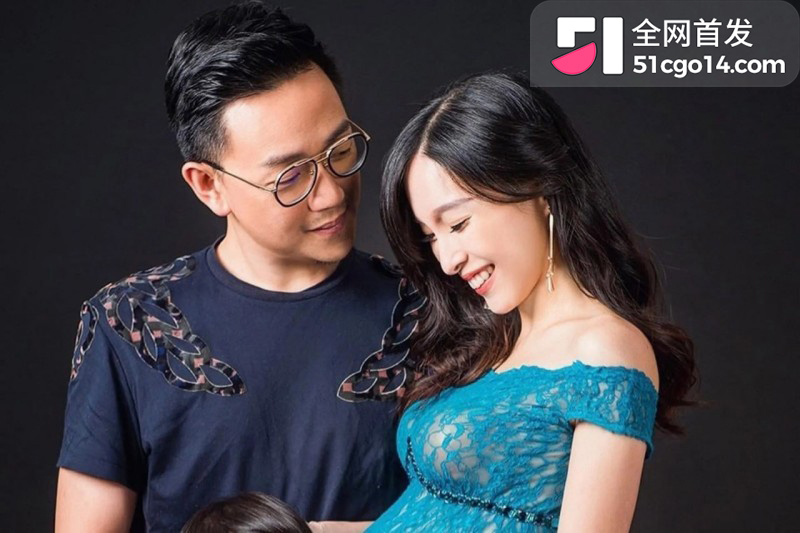 台湾主播 张宇 离婚3年曝出沙发艳照9 台湾主播 张宇 离婚3年曝出沙发艳照9